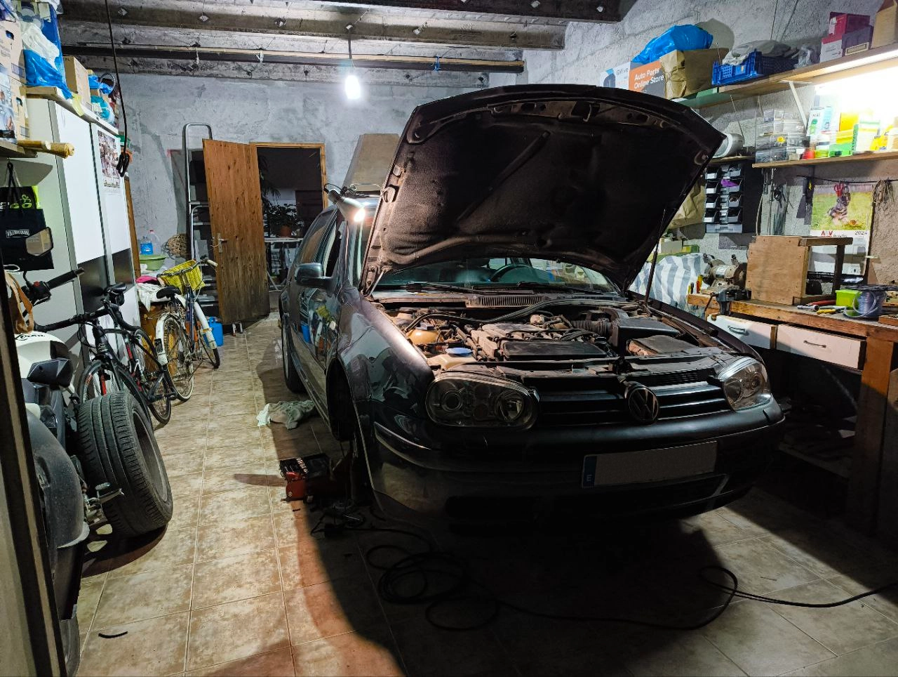 VW-Golf-MK4-repair